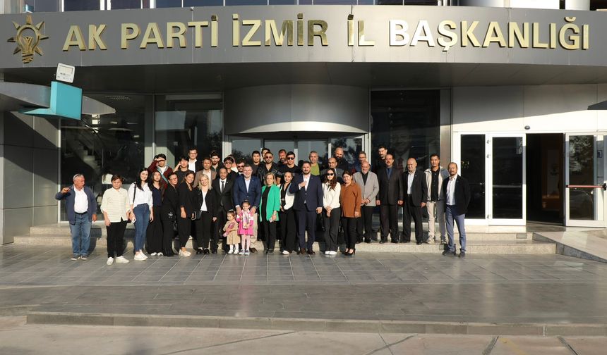 CHP'ye İzmir'de şok! İstifa edip AK Parti'ye katıldılar