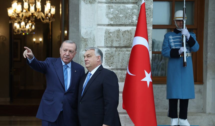 Erdoğan-Orban zirvesinden dikkat çeken kare