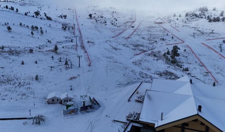 ☃️Kar İstanbul’un kapısına dayandı! Her yer beyaz...