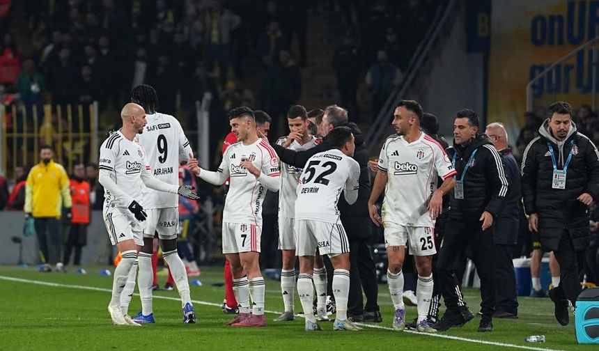 Fenerbahçe 1-2 Beşiktaş derbisinde gol düellosu sona erdi