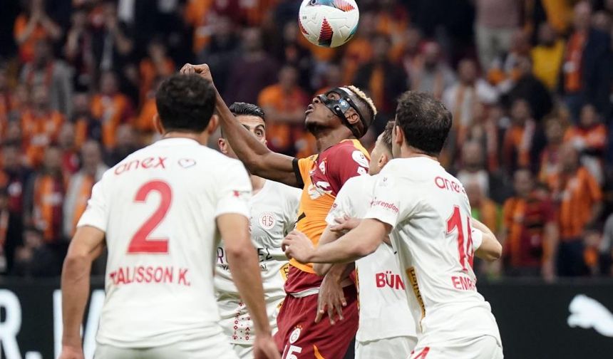 Galatasaray'da 5 futbolcu Antalya maçında yok!