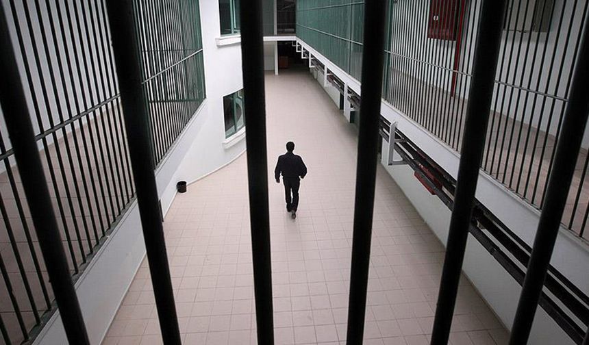 O ülkenin eski devlet başkanına müebbet hapis