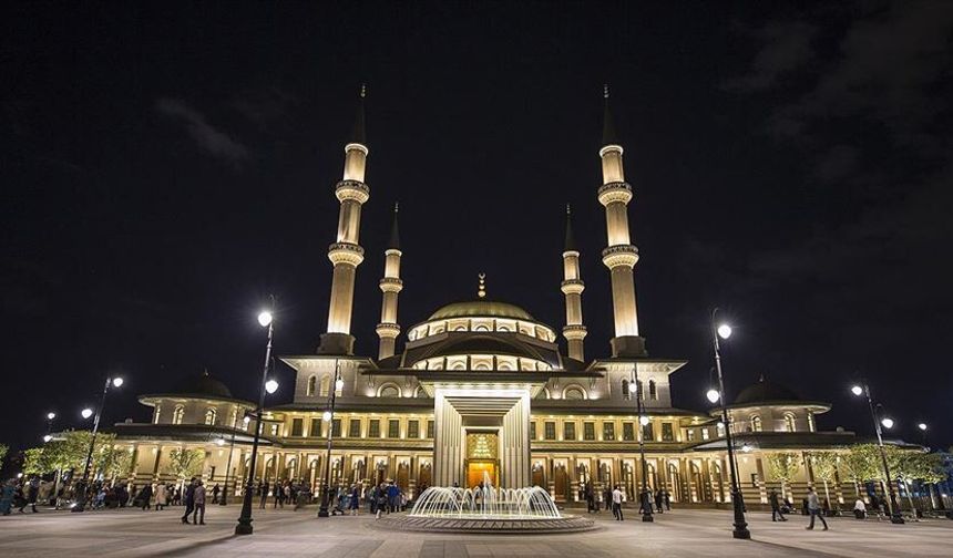 Mevlid Kandili bugün idrak edilecek