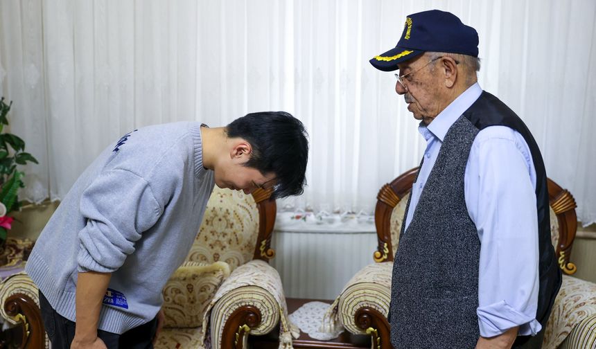 Jinho Jo'dan Kore gazisi Damdam'a vefa ziyareti