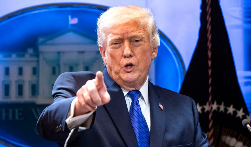 Trump’tan Hürmüz açıklaması: Donanmaya "vur" emri verdim!