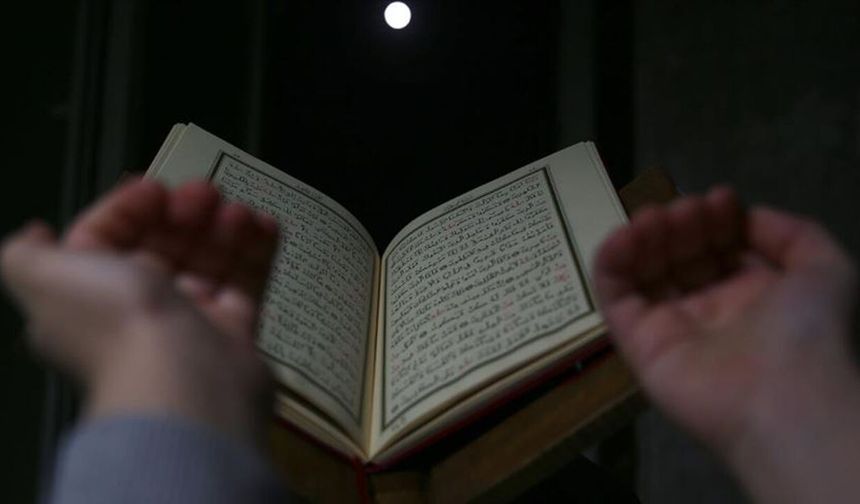 Hangi vakitlerde edilen dua kabul olur? İşte o özel yer ve zamanlar...