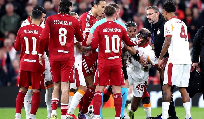 Ünlü oyuncu Cem Davran'dan Osimhen sitemi