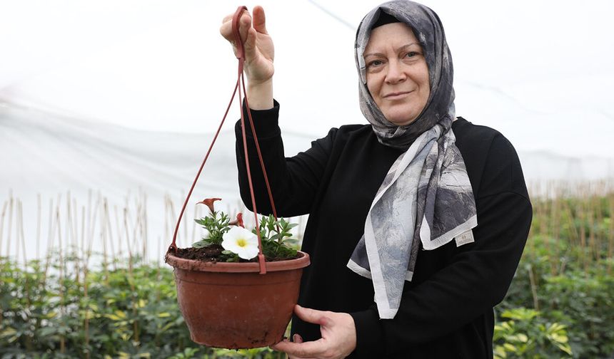 Ev hanımı kendi işinin patronu oldu! Aylık 100 bin lira kazanıyor