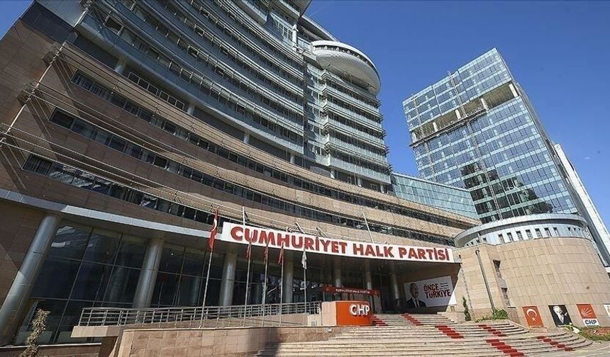 CHP'de istifa depremi!