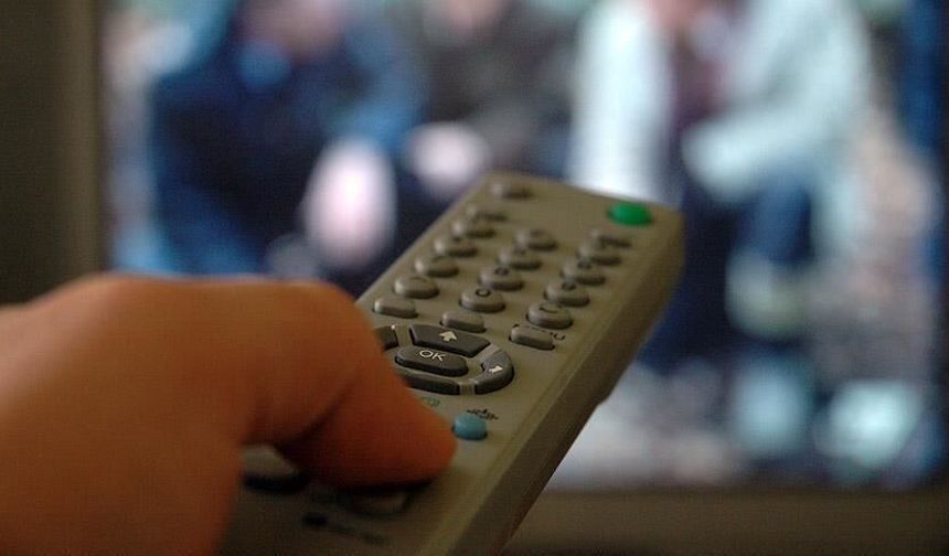 Şaşkına çeviren olay! Televizyon izlerken bir anda kör oldu