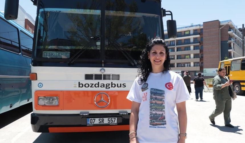 Hurdadan aldıkları otobüsü milyonluk karavana dönüştürdüler
