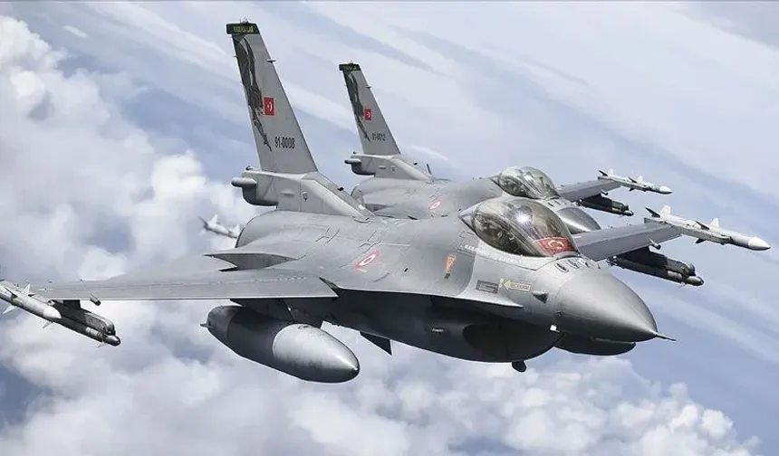 Kaçırılma sinyali geldi Türk F-16'ları peş peşe havalandı