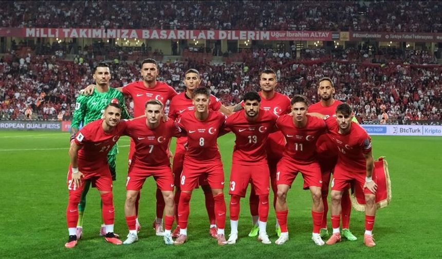 Türkiye - Paraguay maçının hakemi belli oldu!