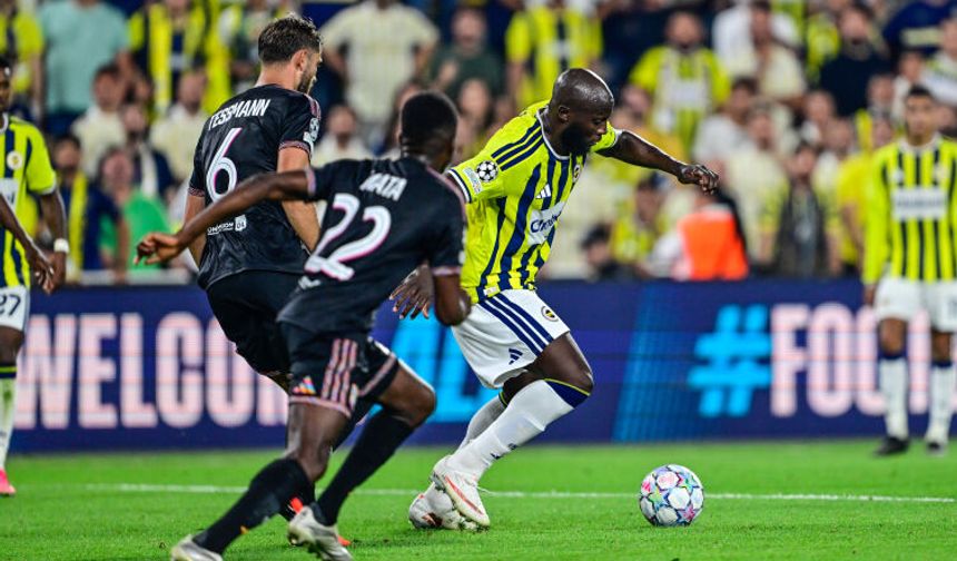 Lukaku ilk kez sahnede! Fenerbahçe 1-1 Lyon maç sonucu (ÖZET)