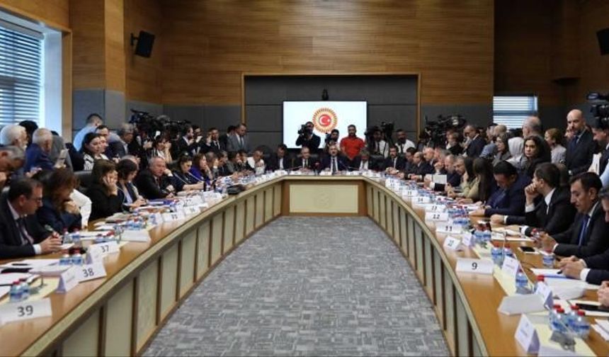 Teklif komisyondan geçti! Türkiye için yeni sayfa açılıyor