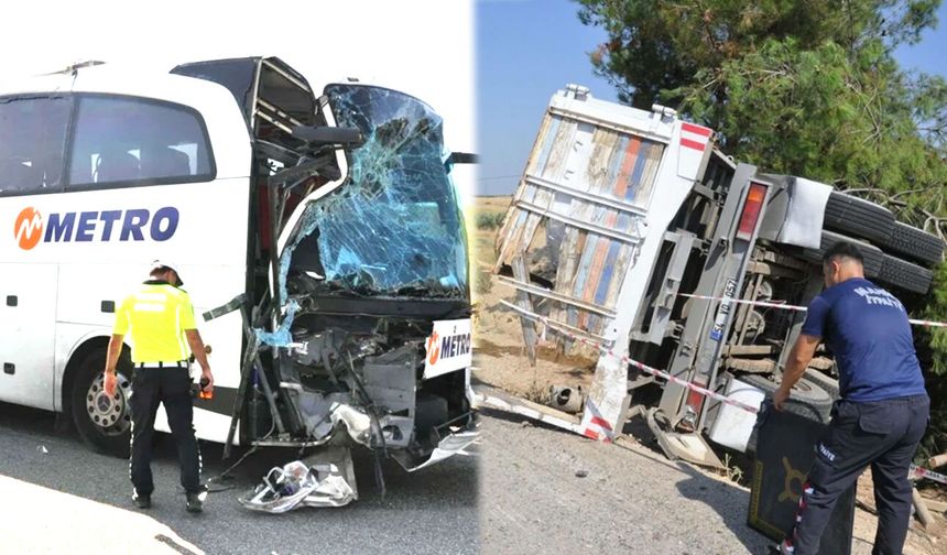 Yolcu otobüsü kamyona çarptı! Ölü ve yaralılar var