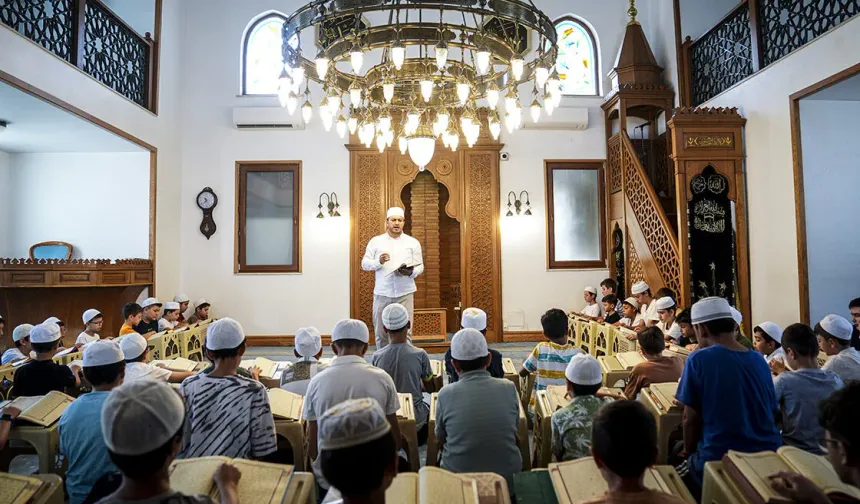 Diyanet duyurdu: Kur'an kursları 14 Eylül pazartesi açılıyor