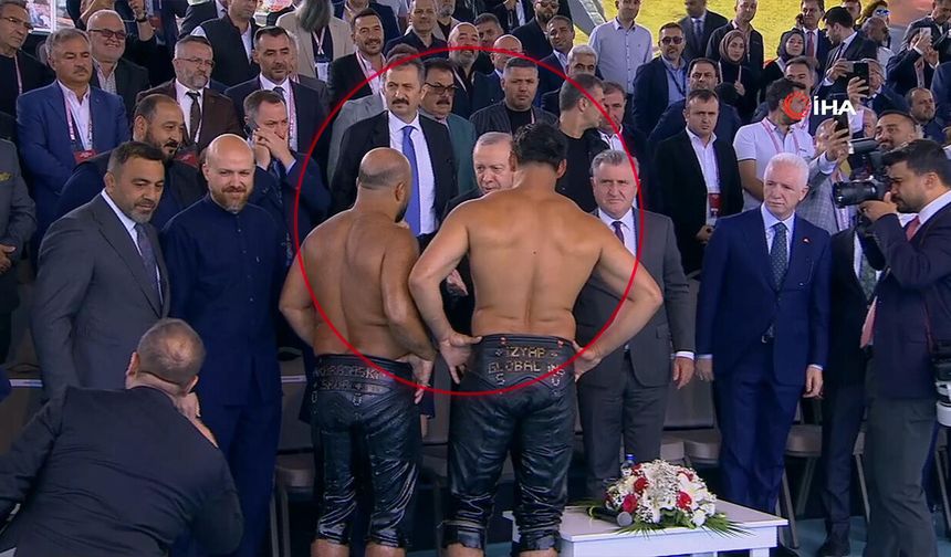 Başpehlivanlar final öncesi Erdoğan’ın yanına gitti!