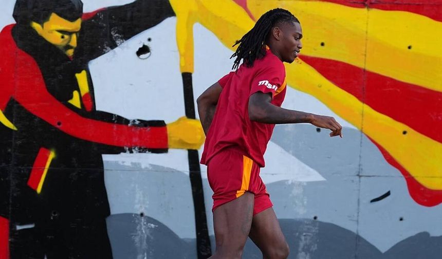 Rafael Leao Galatasaray'da ilk idmanına çıktı