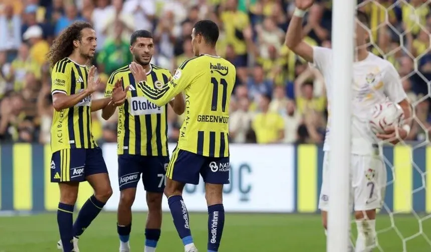 Fenerbahçe Şampiyonlar Ligi'nde Aston Villa'ya konuk olacak