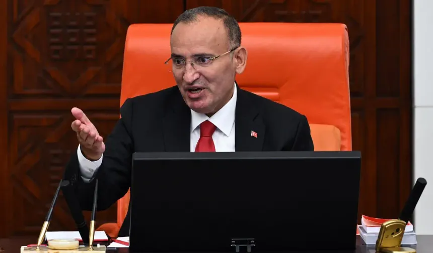 AK Parti Milletvekili Bekir Bozdağ TBMM'deki görevinden istifa etti