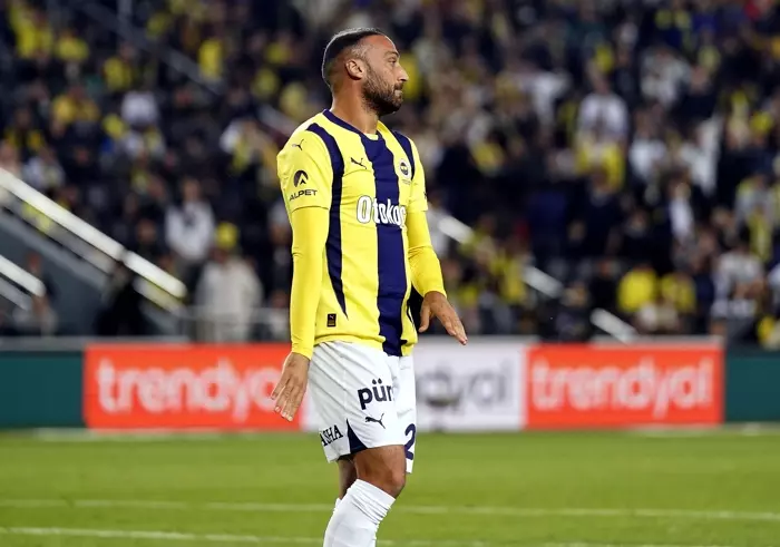 Fenerbahce Cenk Tosun-1