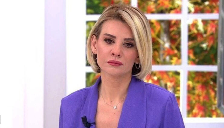 Esra Erol Atv