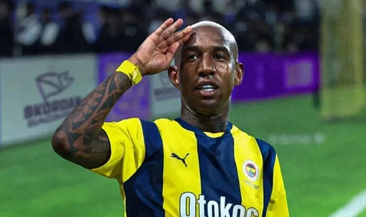 Talisca Fenerbahce Trabzonspor