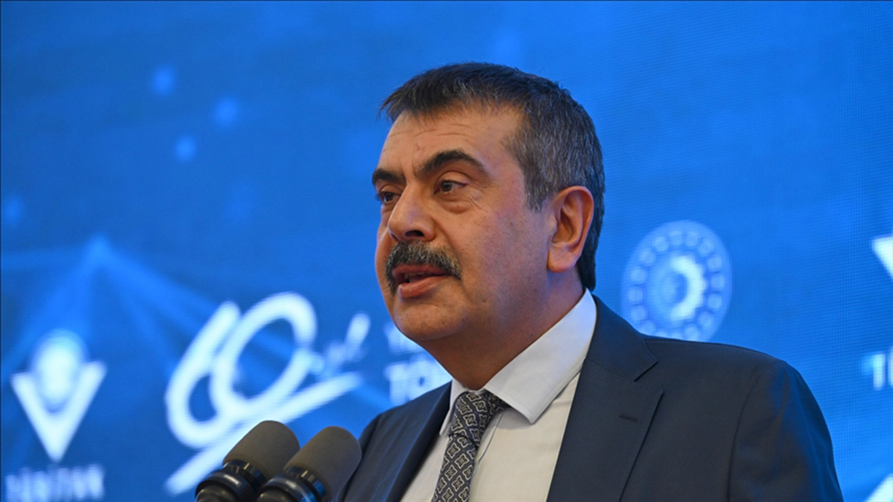 Bakan Tekin Acıklama