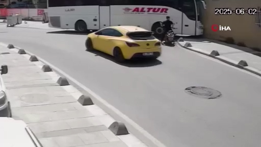 { C7 A D C14 E E5 E B 4769 B848 A63269 F C557 B}.Mp4.00 00 10 01. Still007