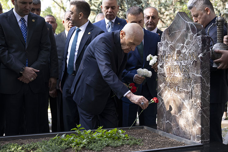 Devlet Bahceli-14
