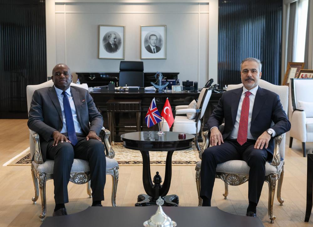 Hakan Fidan David Lammy (1)