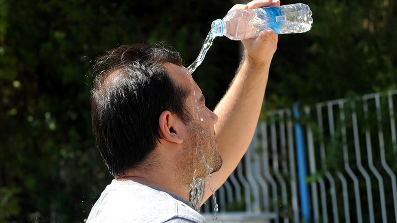 Hava Sicakliklari 40 Dereceyi Asti