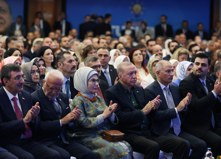 Cumhurbaskanı Erdogan (2)-2