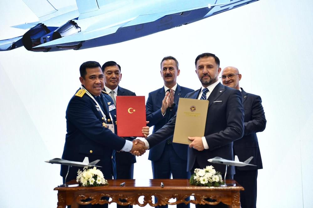 Kaan Imzalar Atildi (3)