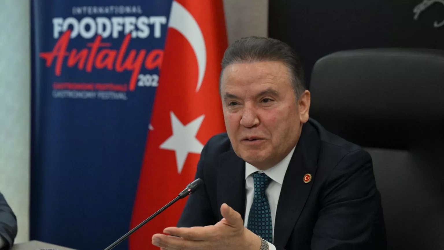 Muhittin Böcek Antalya