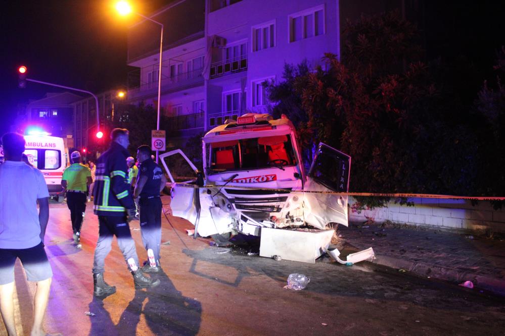 Aydın Minibus Kaza (1)