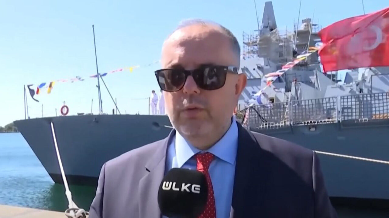 Erhan Afyoncu-1