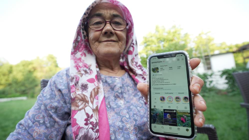 Gunay Teyze Kim Milyoner Olmak Ister (1)