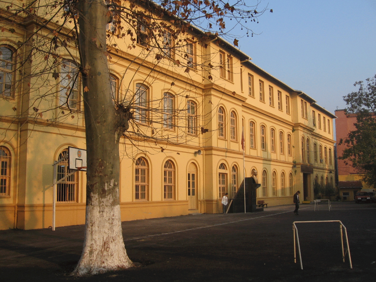 Cağaloğlu Lisesi
