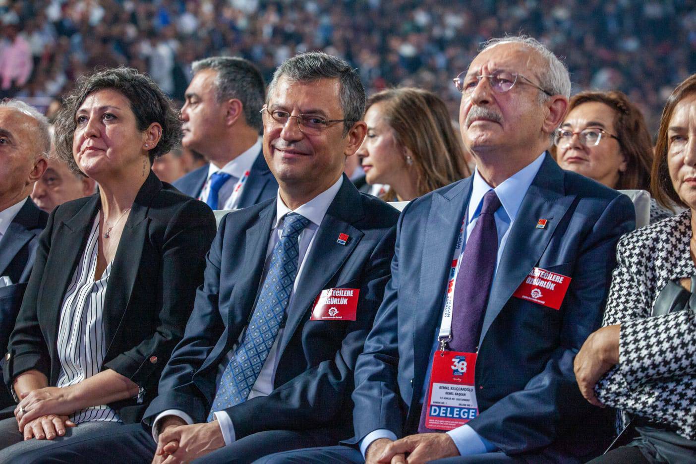 Chp Liderligi Icin Kilicdaroglu Ve Ozel Yarisacak