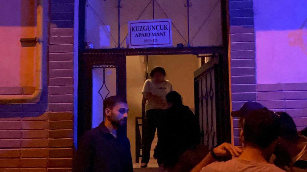 Kapisi Kirildi Saskina Cevirdi (2)