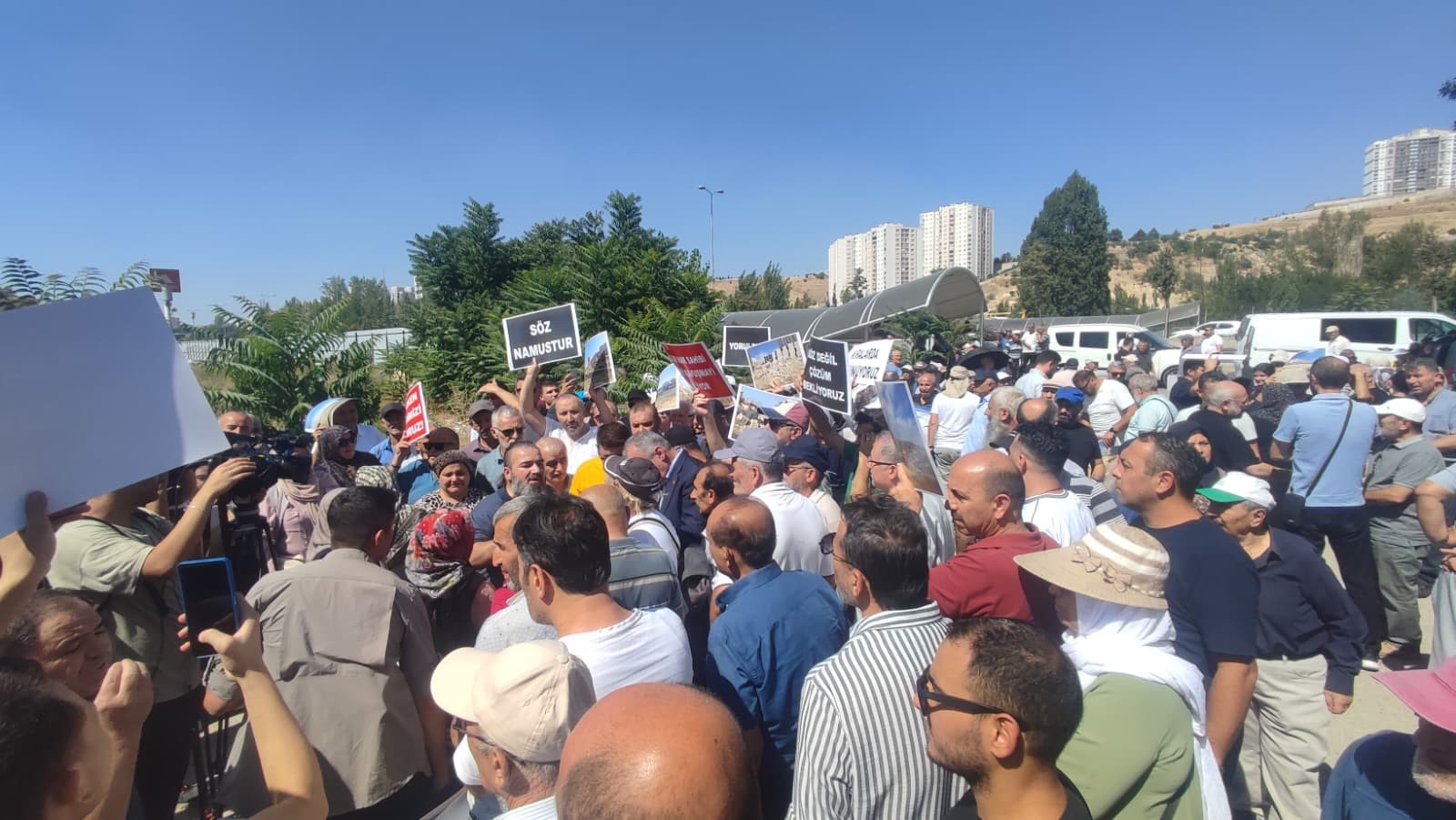 Mansur Yavas Tepki (1)