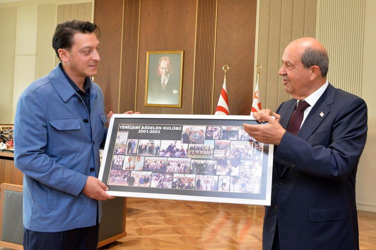 Mesut Ozil Uefa Fifa Kktc