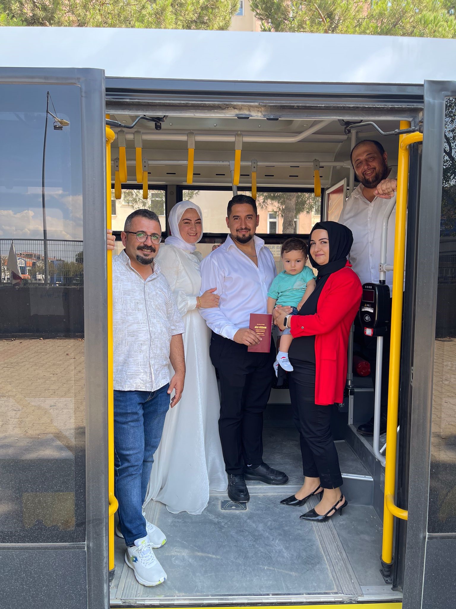 Nikahlarına Yetistiren Otobus Soforu (3)