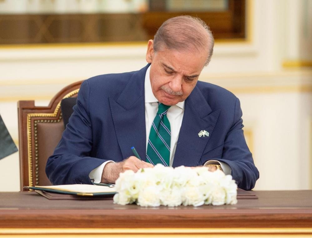 Pakistan Suudi Arabistan Anlasma (2)