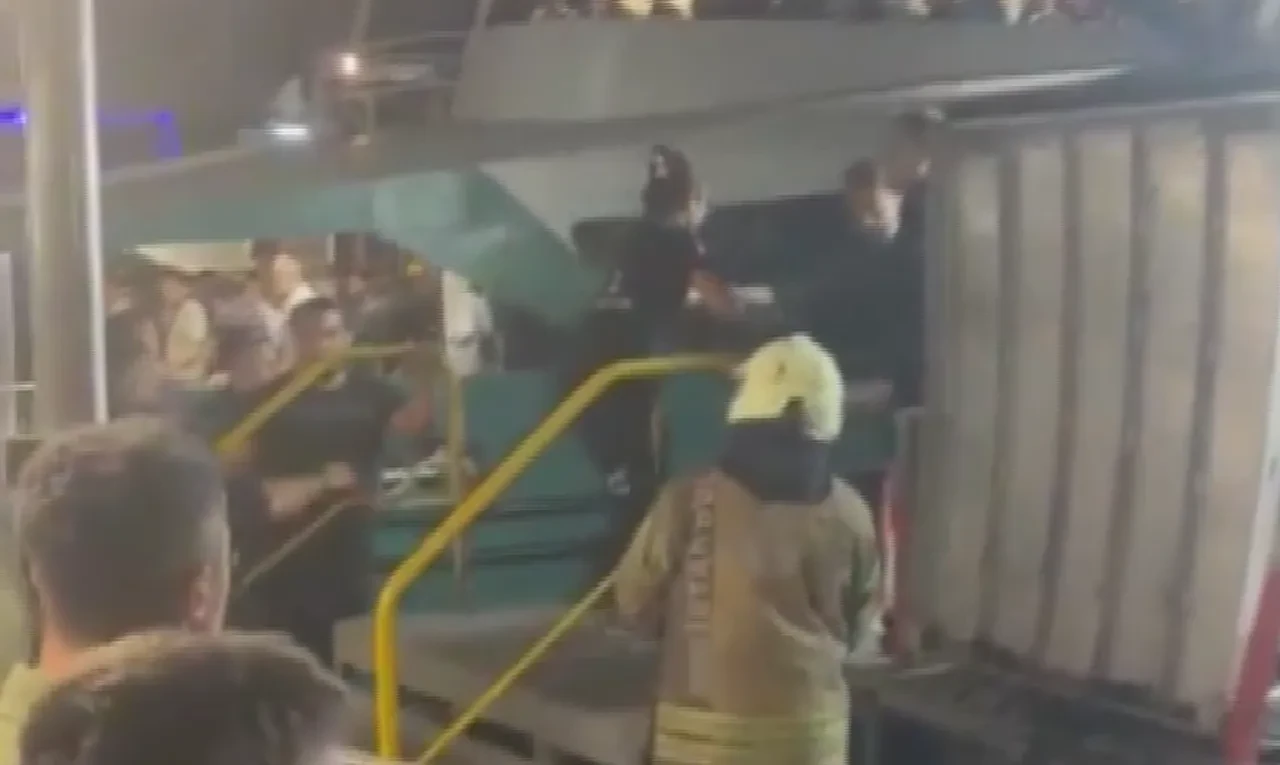 Sondakika Istanbul Boğazı Gemi Kaza (1)