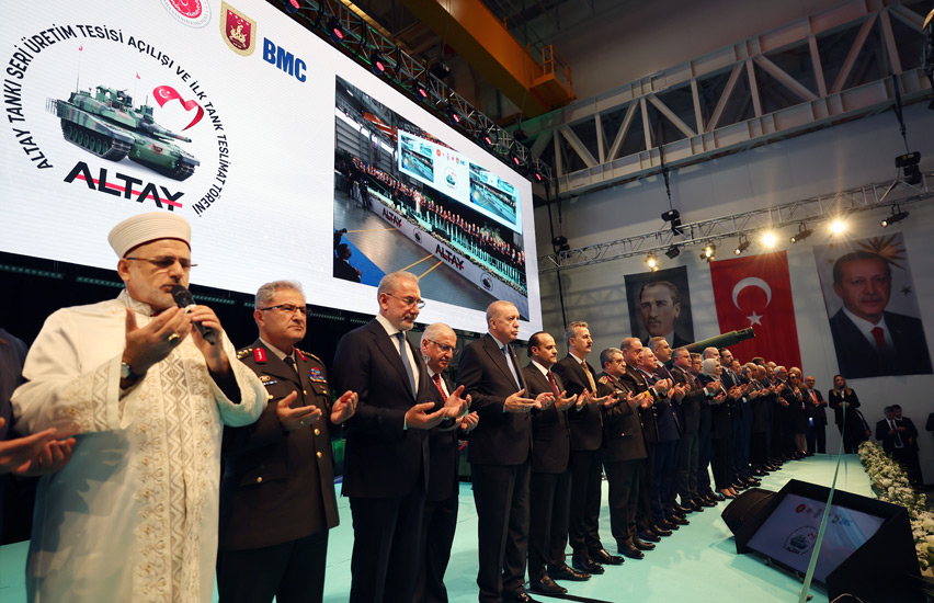 Türkiye'den gövde gösterisi: Zırhlılar ortaya çıktı! Erdoğan'dan tam not aldı