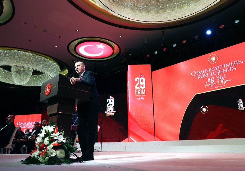 Ali Babacan ve Ahmet Davutoğlu Cumhurbaşkanlığı’nda...