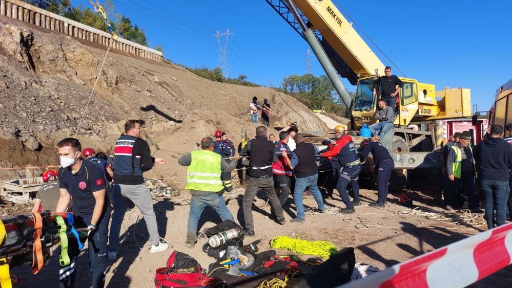 30 Metrelik Kuyuya Dustu (2)